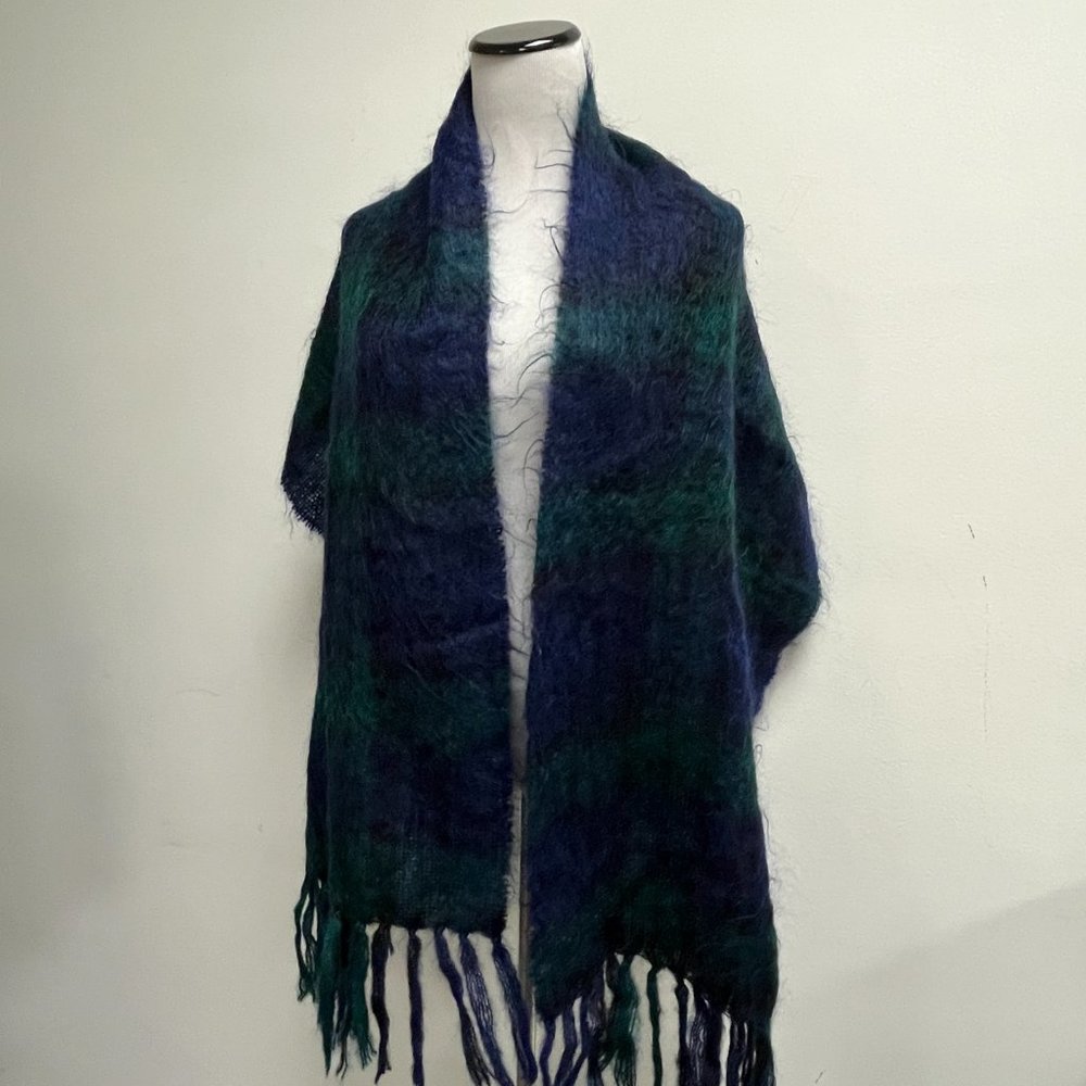 Craegaran Scotland black watch plaid mohair shawl wrap scarf fringe